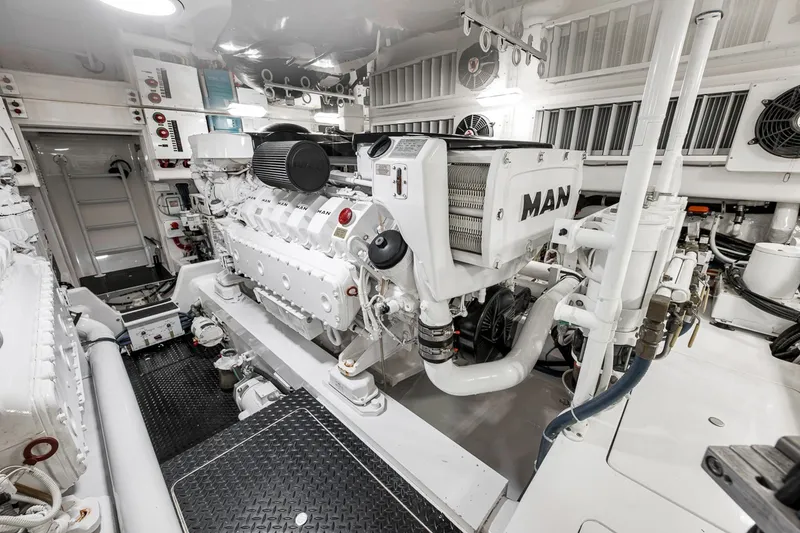 Slide: The Image of Port Engine Looking Aft - 67