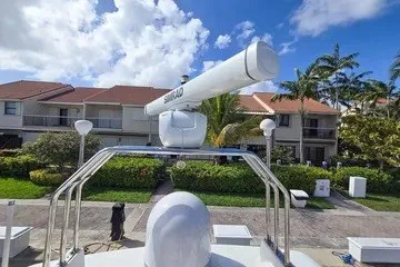 Slide: The Image of 1998 Viking Princess 56 Sport Cruiser radar system with residential backdrop. - 18