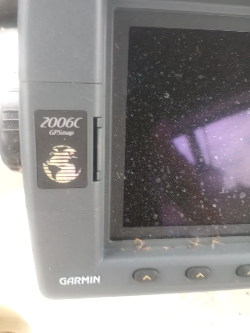 Slide: The Image of Garmin GPS device on a 1991 Silverton AFT CABIN boat. - 17