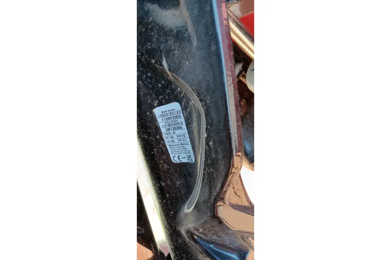 Slide: The Image of Label on 2026 Tracker Targa V-18 Combo boat, displaying model and specifications. - 23