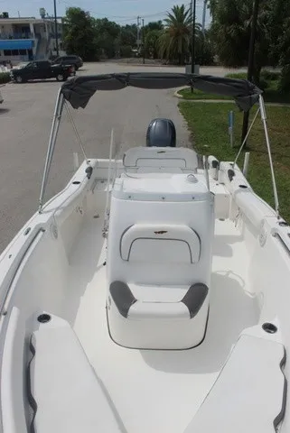 Slide: The Image of Tidewater 210 LFX 2014 - 10