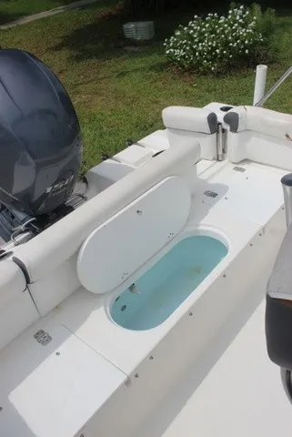 Slide: The Image of Tidewater 210 LFX 2014 - 12