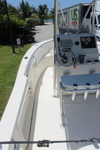 Slide: The Image of Bulls Bay 200 Center Console 2016 - 10