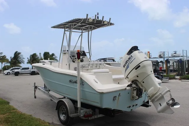 Slide: The Image of Bulls Bay 200 Center Console 2016 - 8