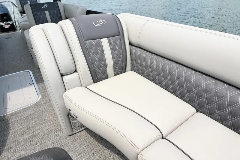 Slide: The Image of Luxurious seating on 2025 Barletta Lusso 25UCA pontoon boat, featuring elegant upholstery design. - 17