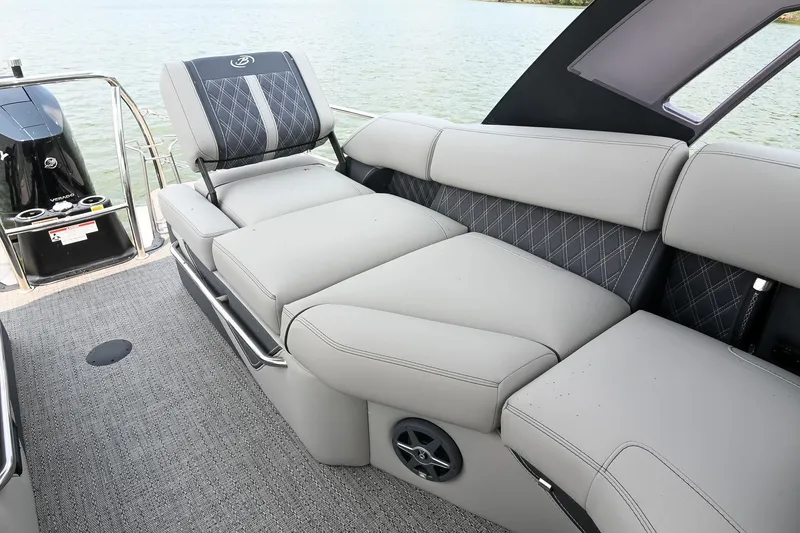 Slide: The Image of Luxurious seating on 2025 Barletta Lusso 25UCA pontoon boat with elegant upholstery design. - 34