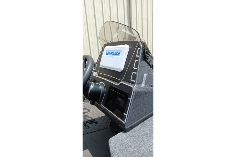 Slide: The Image of Ranger ALPHA 208 boat console with Lowrance display, 2025 model. - 9