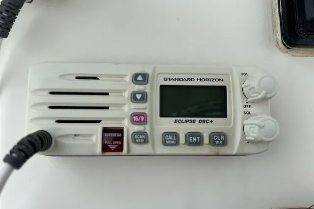 Slide: The Image of Standard Horizon Eclipse DSC+ marine radio on a 2012 Scout 210 XSF boat. - 15