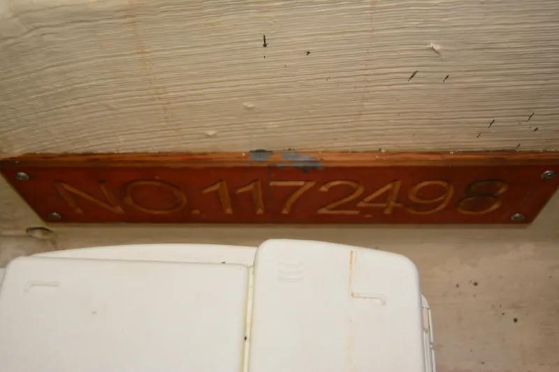 Slide: The Image of Wooden plaque with number 1172498 on a 2005 Sabre 38 Express boat. - 112