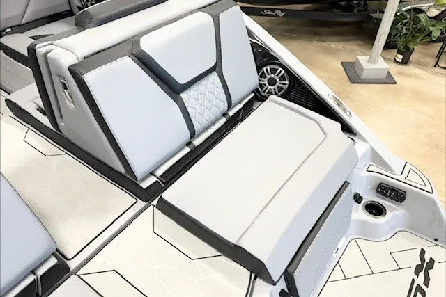 Slide: The Image of 2026 Yamaha Boats 255XD interior with modern seating and sleek design. - 6