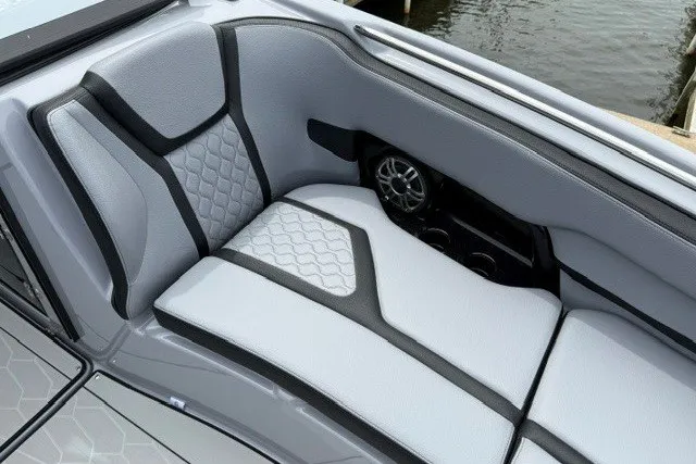 Slide: The Image of Luxurious seating on 2026 Yamaha Boats 255XD, featuring sleek design and premium materials. - 31