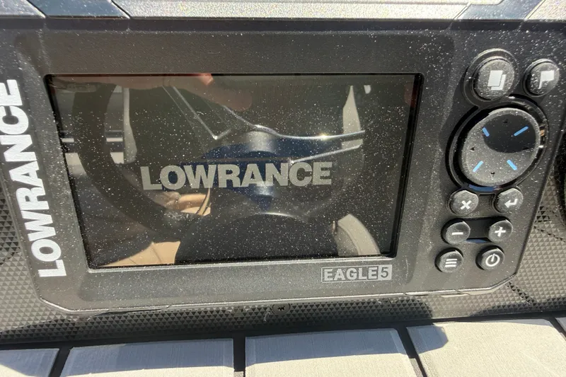 Slide: The Image of Lowrance Eagle5 display on 2026 Premier 230 Sunsation RL boat dashboard. - 23