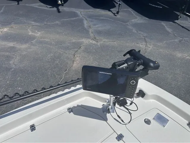 Slide: The Image of Mako Pro Skiff 19 CC 2024 - 12