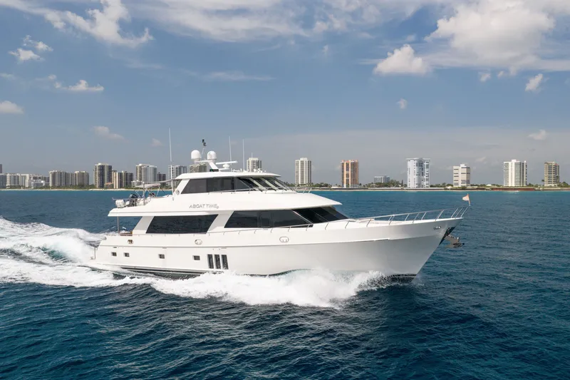 The Image of Ocean Alexander 90 Skylounge Motoryacht 2013 - 0