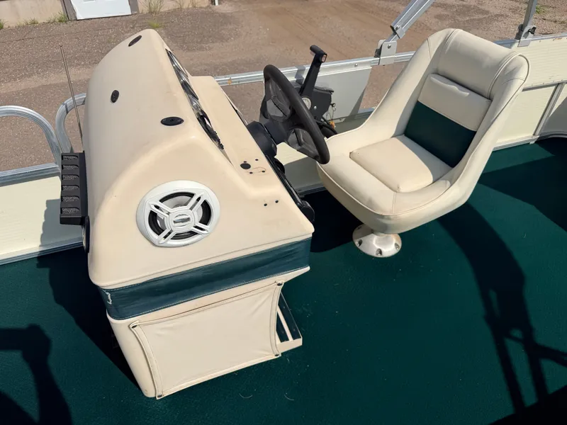Slide: The Image of Odyssey 1903 Fish & Cruise & 40HP Johnson 4Stroke 2003 - 23