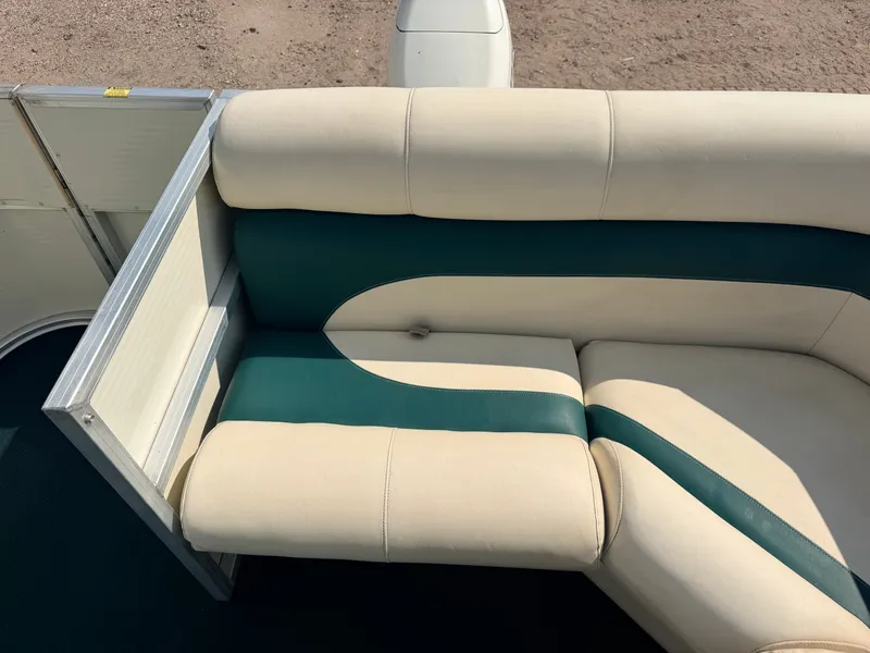 Slide: The Image of Odyssey 1903 Fish & Cruise & 40HP Johnson 4Stroke 2003 - 38