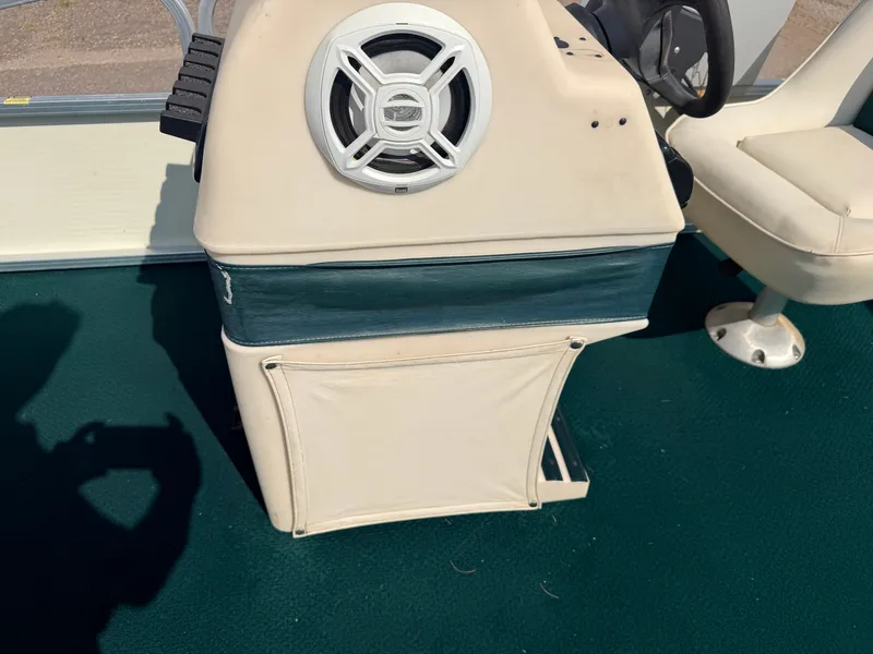 Slide: The Image of Odyssey 1903 Fish & Cruise & 40HP Johnson 4Stroke 2003 - 24