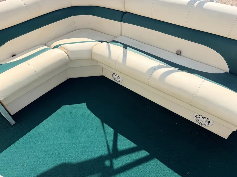 Slide: The Image of Odyssey 1903 Fish & Cruise & 40HP Johnson 4Stroke 2003 - 40
