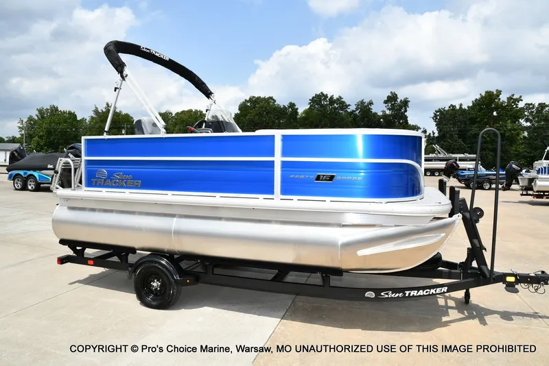Slide: The Image of Sun Tracker Party Barge 16 DLX 2027 - 46