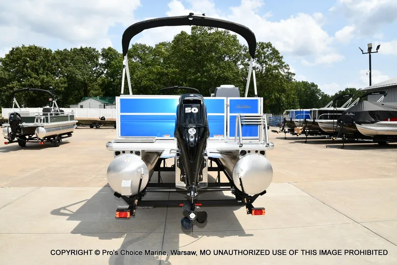 Slide: The Image of Sun Tracker Party Barge 16 DLX 2027 - 52