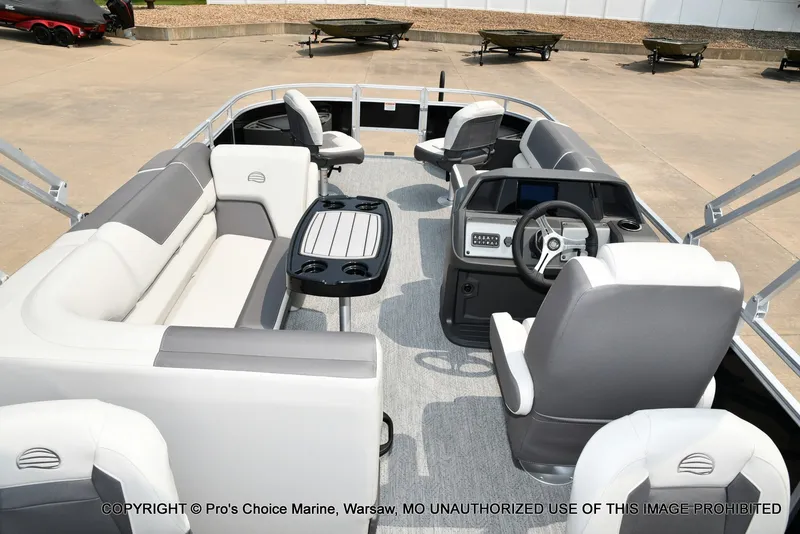 Slide: The Image of Sun Tracker Fishin' Barge 20 DLX 2027 - 56