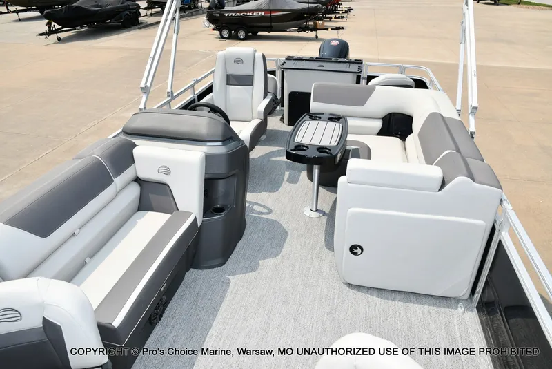 Slide: The Image of Sun Tracker Fishin' Barge 20 DLX 2027 - 21