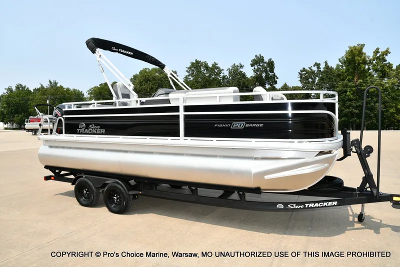 Slide: The Image of Sun Tracker Fishin' Barge 20 DLX 2027 - 66