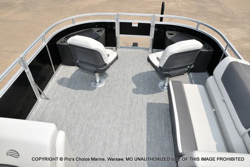 Slide: The Image of Sun Tracker Fishin' Barge 20 DLX 2027 - 62