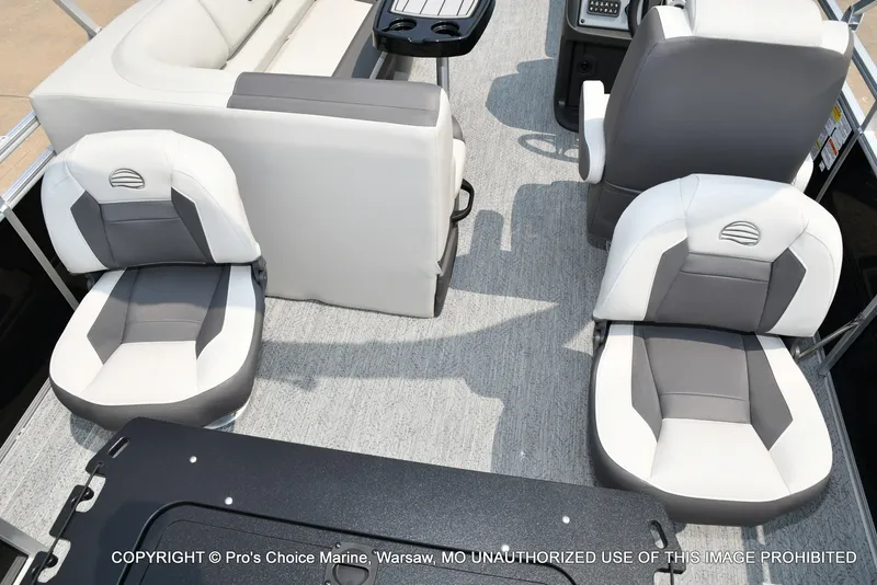 Slide: The Image of Sun Tracker Fishin' Barge 20 DLX 2027 - 15