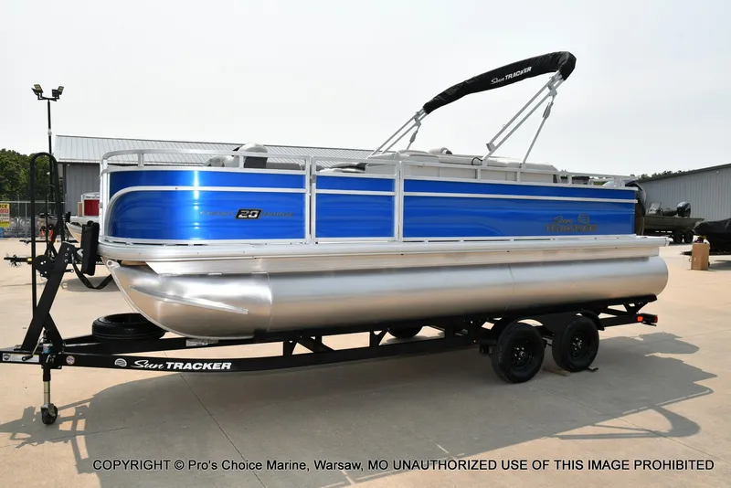 Slide: The Image of Sun Tracker Fishin' Barge 20 DLX 2027 - 19