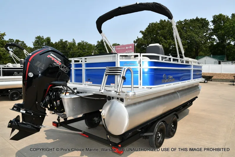 Slide: The Image of Sun Tracker Fishin' Barge 20 DLX 2027 - 60
