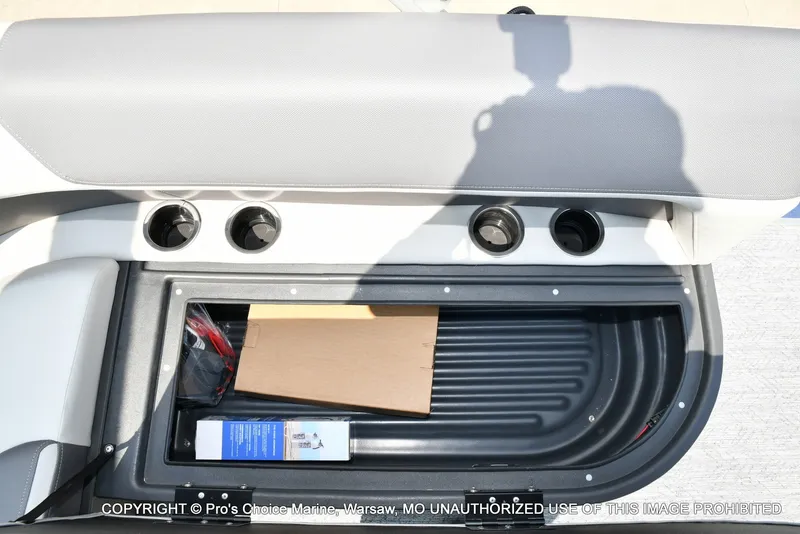 Slide: The Image of Sun Tracker Bass Buggy 16 XL Select 2027 - 40