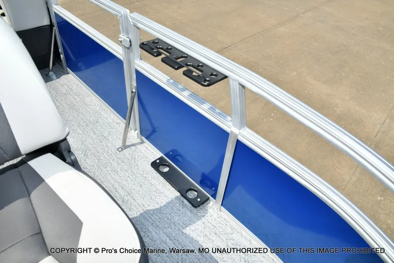 Slide: The Image of Sun Tracker Bass Buggy 16 XL Select 2027 - 23
