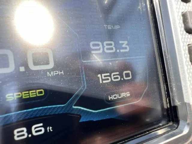 Slide: The Image of MasterCraft X23 2016 - 21