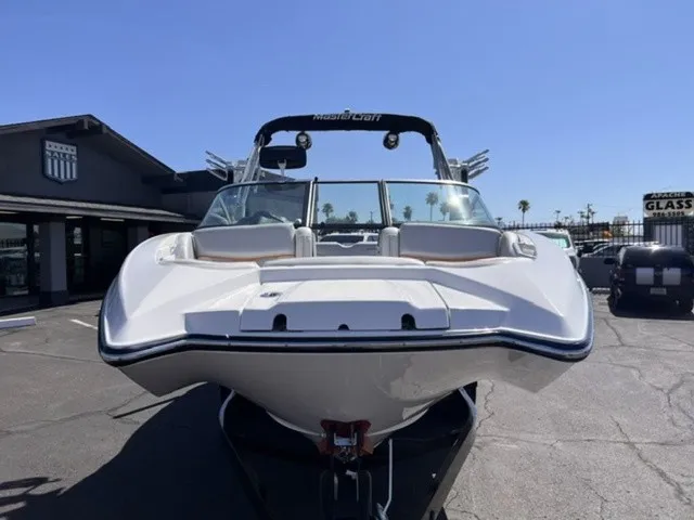 Slide: The Image of MasterCraft X23 2016 - 3