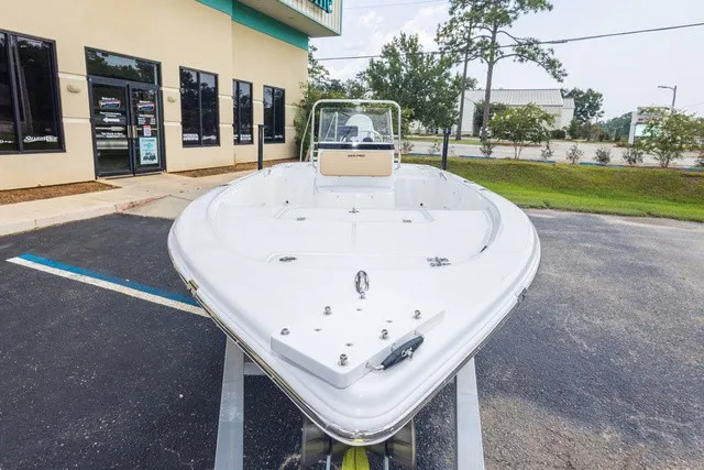 Slide: The Image of Sea Pro 172 Bay 2026 - 13