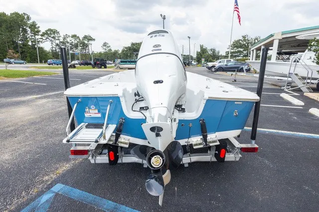 Slide: The Image of Sea Pro 172 Bay 2026 - 7