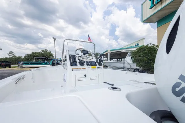 Slide: The Image of Sea Pro 172 Bay 2026 - 36