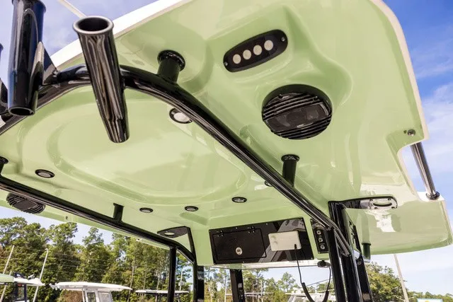 Slide: The Image of Sea Pro 242 Center Console 2024 - 17