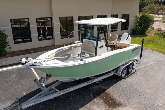 Slide: The Image of Sea Pro 242 Center Console 2024 - 26