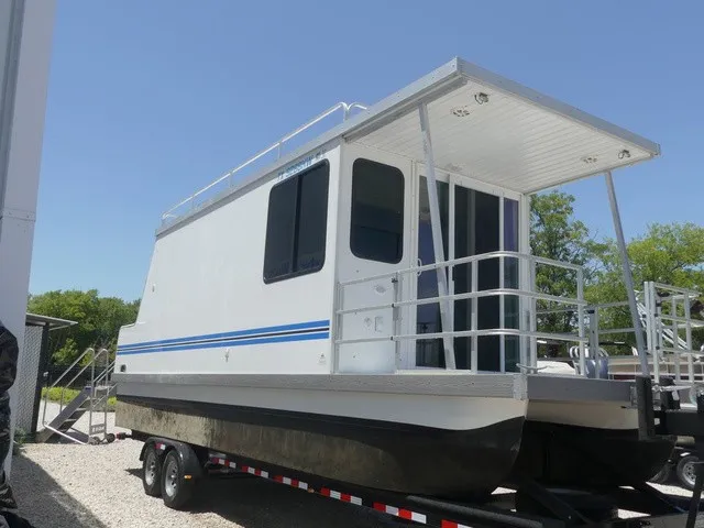 Slide: The Image of Catamaran Lil Hobo 30 2023 - 3