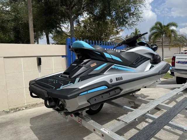Slide: The Image of Yamaha FX Cruiser HO 2024 - 4