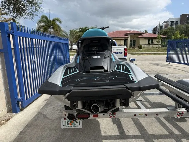 Slide: The Image of Yamaha FX Cruiser HO 2024 - 5
