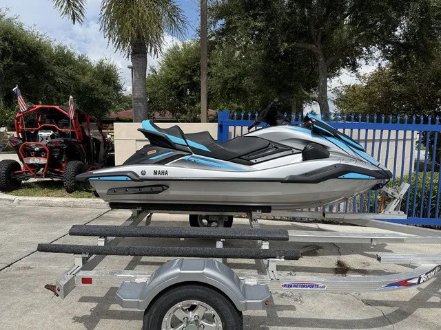 Slide: The Image of Yamaha FX Cruiser HO 2024 - 3
