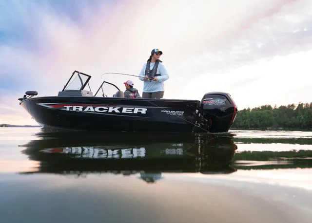The Image of Tracker Pro Guide V-175 Combo 2027 - 1