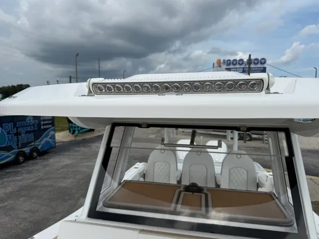 Slide: The Image of Sea Fox 328 CC 2027 - 38