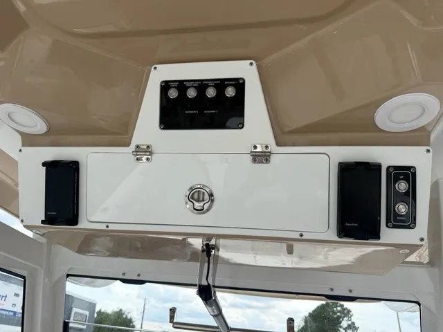 Slide: The Image of Sea Fox 328 CC 2027 - 23
