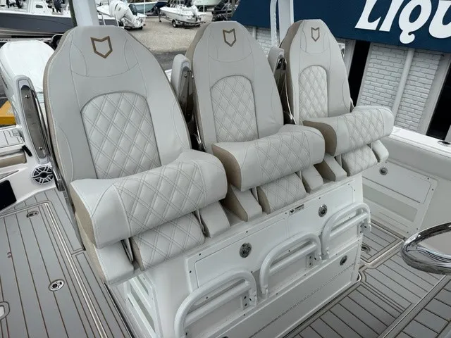 Slide: The Image of Sea Fox 328 CC 2027 - 20