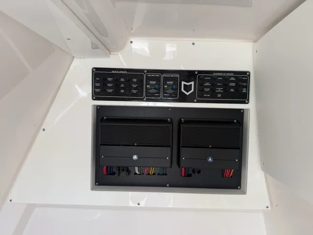 Slide: The Image of Sea Fox 328 CC 2027 - 34