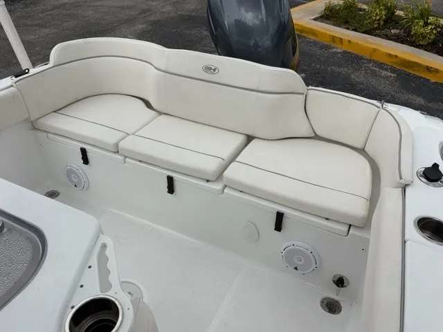 Slide: The Image of Sea Hunt Ultra 234 2023 - 6